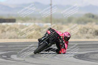 media/Jan-15-2026-Racers Edge (Thu) [[dfebeb70ab]]/2-A Group/Session 3 (Turn 16)/